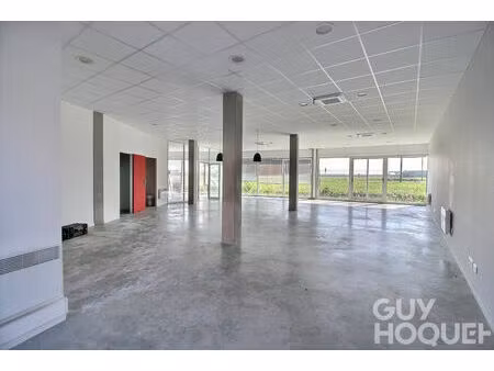 local commercial gazeran 155 m2