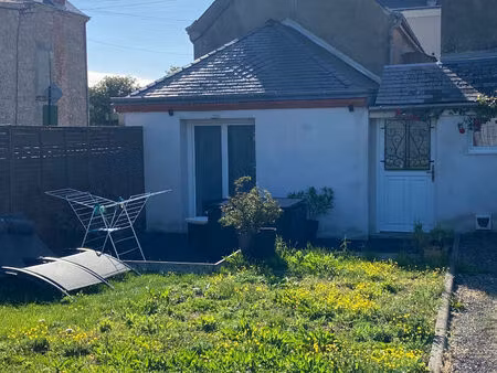 location maison 4 pièces  68.00m²  fay