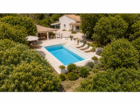 propriété familiale d'exception avec piscine ? 300 m² habitables sur 4000 m² de terrain ? 