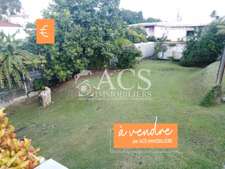terrain constructible 351 m2 - schoelcher