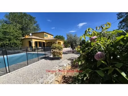 villa t4 avec suite parentale au rdc  terrasse  piscine  garage  dépendance et jardin...