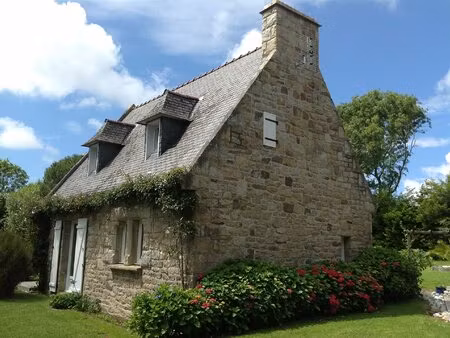 propriété de caractère avec deux maisons indépendantes au cœur d’un parc arboré de plus de