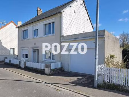 vente maison à granville (50400) : à vendre / 122m² granville