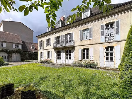 vente maison 12 pièces 378 m² à montluçon (03100)  299 000 €