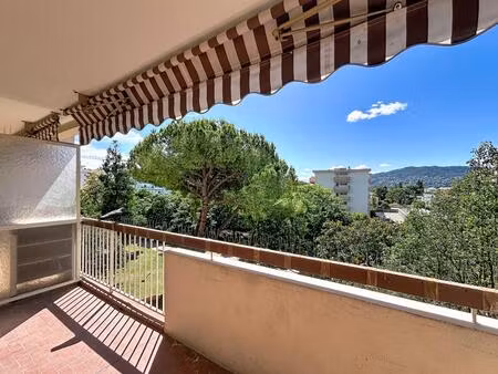 cannes-la-bocca - 4 pièces 70m2 - terrasse - au calme - traversant - cave