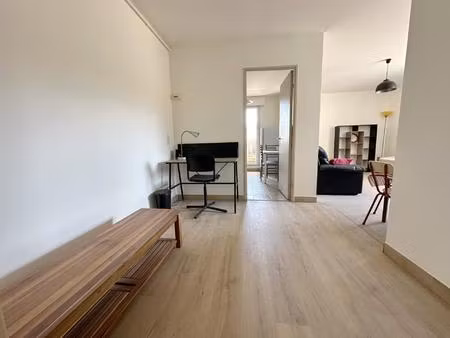 a visiter sur sorgues (84) magnifique appartement de 50 m² env. proche de toutes commodite