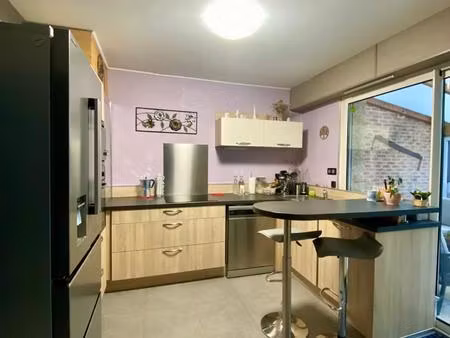 maison semi-individuelle avec garage