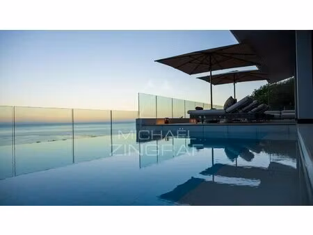 île maurice – villa d’exception ultra luxe avec vue panoramique sur le morne – rivière noi