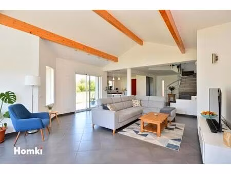magnifique villa d'architecte de 163 m2 – villeneuve (01480)