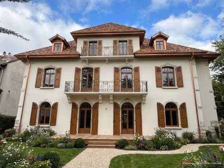 vente maison de luxe annecy 15 pièces 593 m² <meta name="description" content="annecy soth