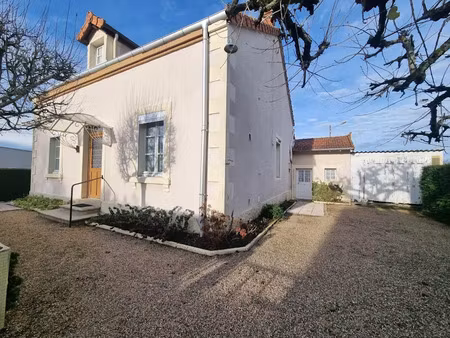 vente maison 4 pièces 61 m² à gueugnon (71130)  88 000 €
