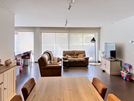 appartement te huur in izegem met 2 slaapkamers