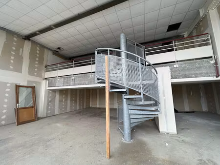 local commercial 0 pièces 2480 m² à vendre / acheter bassens 33530 ? | era immobilier