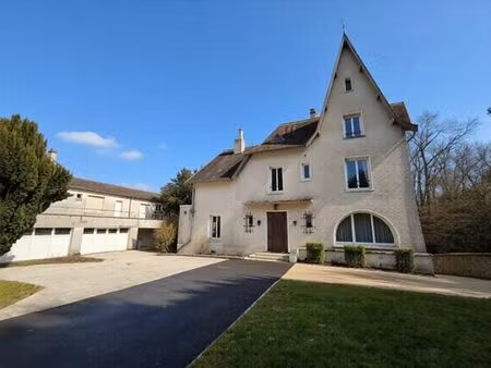 maison de luxe de 11 pièces en vente à château-thierry  hauts-de-france