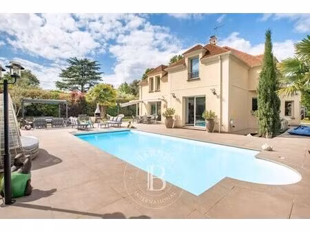 maison de luxe 5 chambres en vente à bougival  france