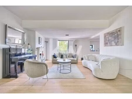maison de 5 chambres de luxe en vente à jouy-en-josas  île-de-france