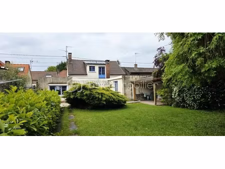 vente maison 5 pièces 130 m² à guillaucourt (80170)  159 500 €