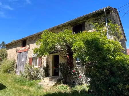 vente maison 4 pièces 80 m² à thiviers (24800)  129 600 €