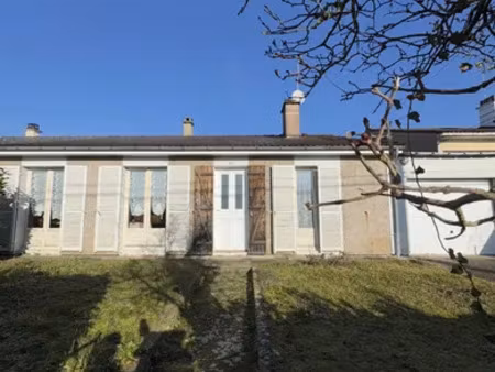 maison à saint-germain-du-puy (18390)