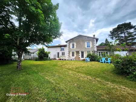 vente maison 5 pièces 142 m² à mussidan (24400)  185 000 €