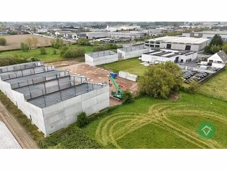 loods j te koop – 312 m² kmo-zone ardopoort te roeselare