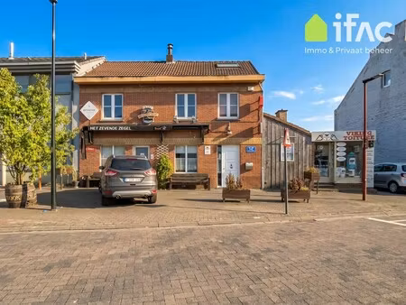 handelspand met appartement  feestzaal en tuin