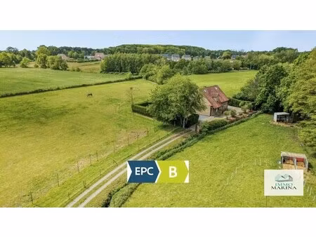 uniek gelegen landhuis midden in de velden te aarschot