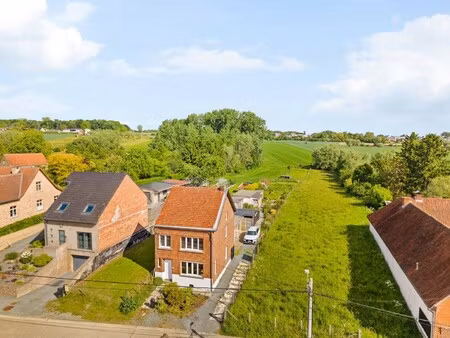 volledig te renoveren halfopen woning of af te breken woning voor heropbouw aan 6% op een 