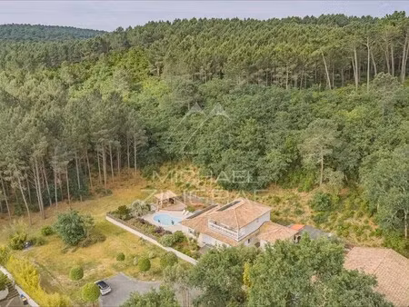 maison de luxe à vendre à la teste-de-buch : 1 470 000 € | 223m²