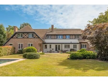 kontich - exclusieve tudor-villa met zwembad op prachtig perceel
