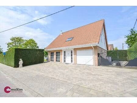 ruime  moderne open bebouwing in rustige residentiële buurt in elewijt