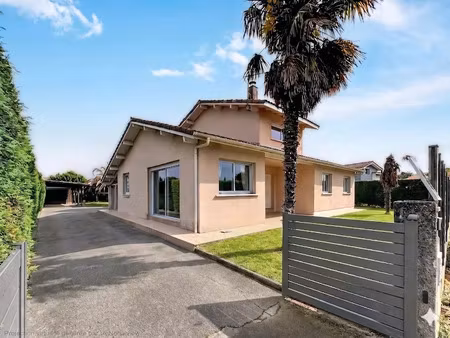 vente maison 6 pièces 121 m² à grenade-sur-l'adour (40270)  223 000 €