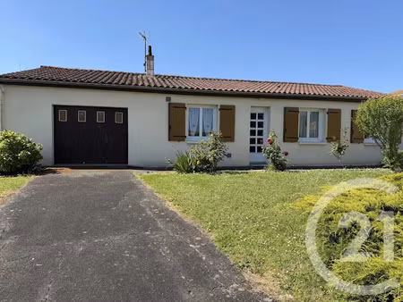 vente maison 5 pièces 81.5 m² à saintes (17100)  238 500 €