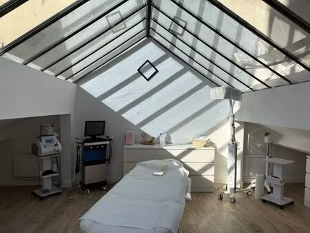 bureau prestigieux de 50 m2 en location - neuilly-sur-seine  île-de-france