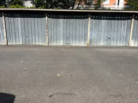 location parking / box 12 m² à combs-la-ville - exclusivité guy hoquet