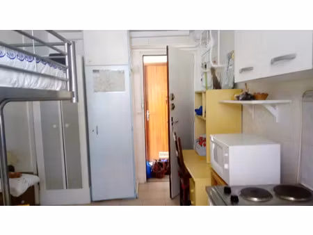 location appartement 1 pièce 11 m² à aix-en-provence (13080)