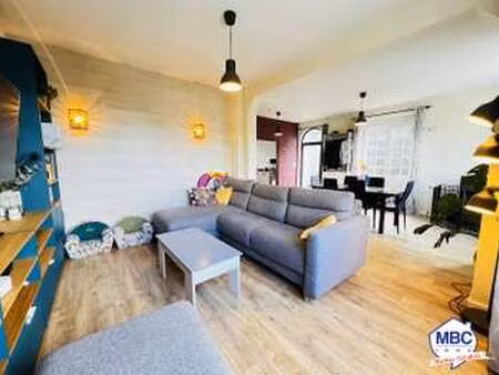 vente maison à montrevault (49110) : à vendre / 123m² montrevault