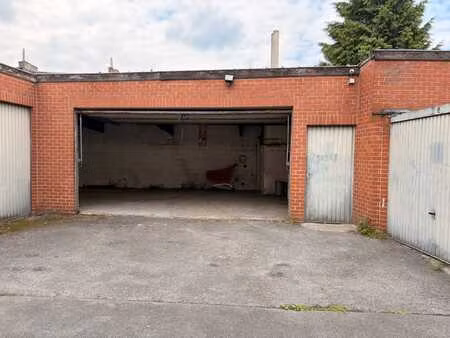 garage entrepôt à louer à charleroi - jean herbet