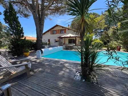 vente maison 6 pièces 153 m² à biganos (33380)  515 000 €