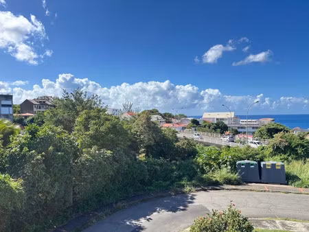 vente appartement 4 pièces 67.64 m² à basse terre (97100)  72 000 €
