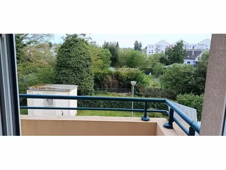 location meublée appartement 1 pièce 26 m² à chartres (28000)  570 €