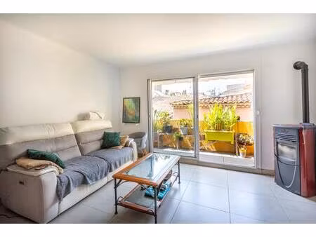 duplex lumineux de 83 m² au cœur d’ollioules