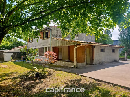 maison à vendre ambes 8 pièce(s) 164m2 147 150€