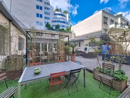 local commercial modulable sur patio