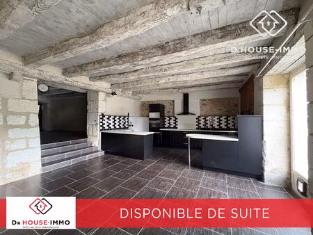 maison de bourg - 180 m² habitables - salon / cuisine séjour - trois chambres