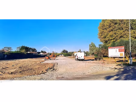 vente terrain 742 m² à jonquieres (84150)  139 000 €
