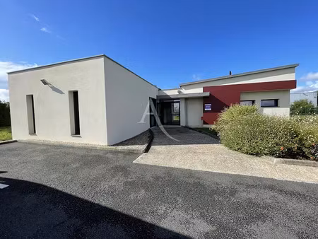 vente locaux professionnels 6 pièces 150 m² à montrichard (41400)  255 000 €