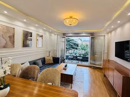 location meublée appartement 4 pièces 78 m² à nanterre (92000)  2 095 €