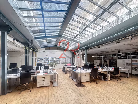 locaux 480 m2 proche paris