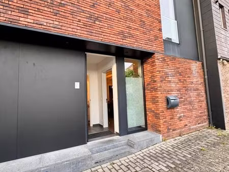 maison à louer à sint-niklaasstraat 28c outgaarden (vwd17549)